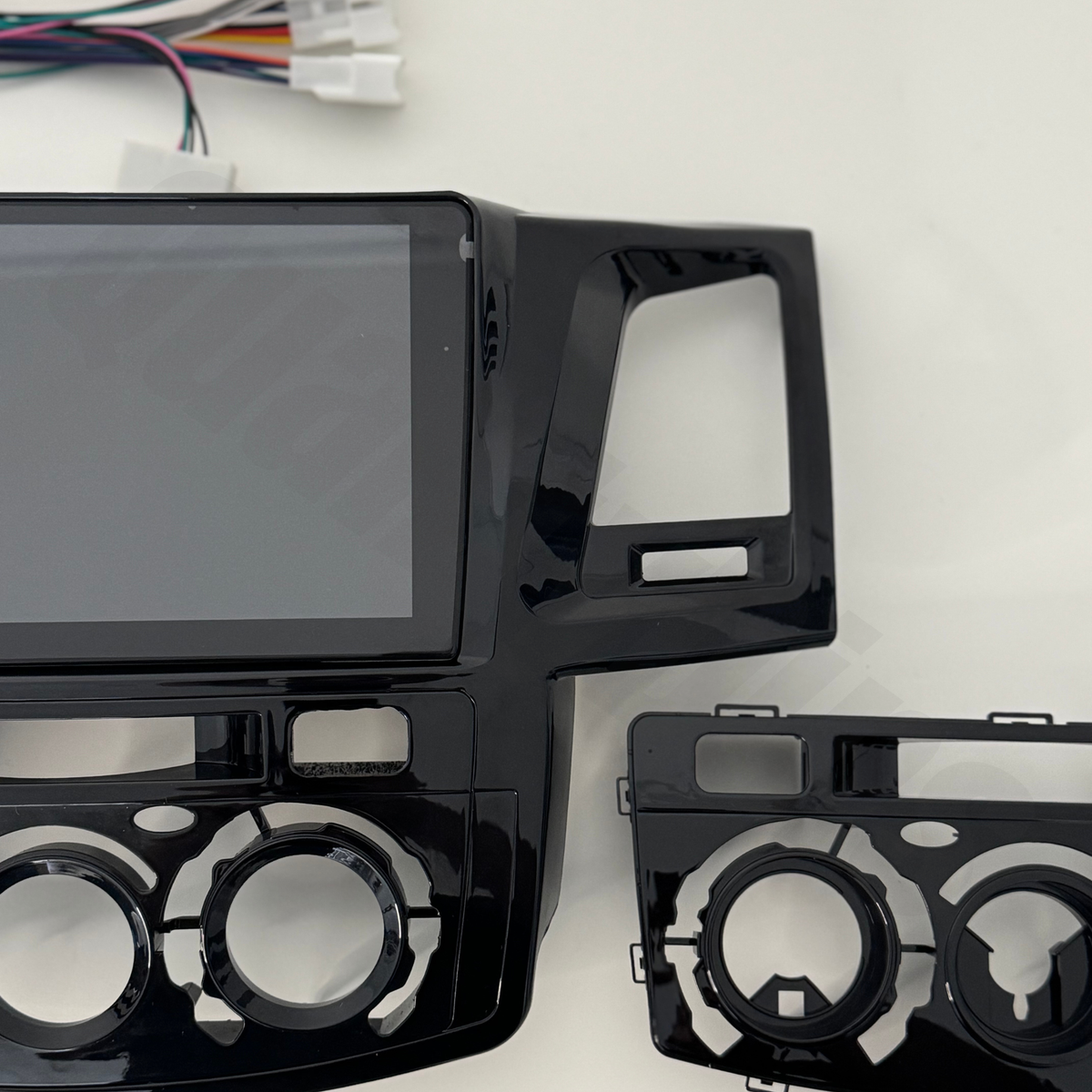 Toyota Hilux N70 2005-2015 | Apple CarPlay & Android Auto Head Unit Upgrade Kit