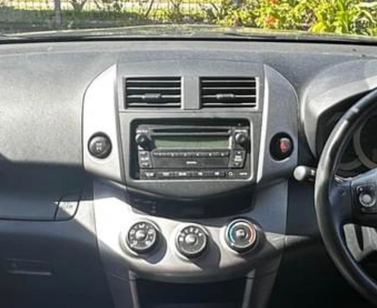 Toyota RAV4 2006-2012 Apple CarPlay and Android Auto Plug and Plug Head Unit Upgrade Kit